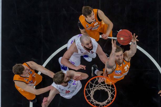 精湛的球技 精湛的球技