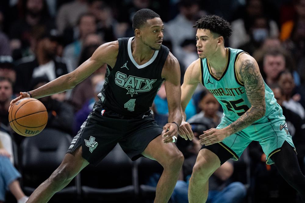 员的回归 员的回归